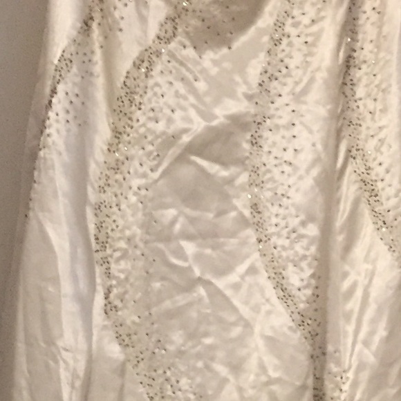 JE Matadi - Picture 3 of 5